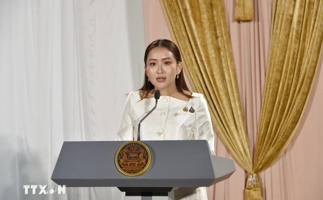 Tòa án Hiến pháp Thái Lan đình chỉ chức vụ Thủ tướng Paetongtarn Shinawatra 