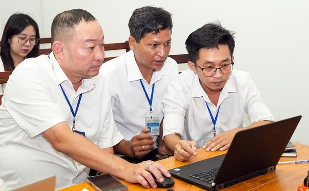 Chính phủ hỗ trợ 5 triệu đồng/tháng cho người làm công tác chuyển đổi số và an ninh mạng