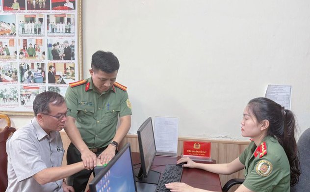 Hà Tĩnh: triển khai cấp tài khoản định danh điện tử mức độ 2 cho người nước ngoài cư trú tại Việt Nam