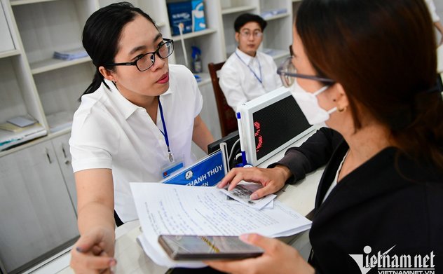 Bộ Nội vụ trả lời về chính sách tiền lương, phụ cấp mới nhất của cán bộ, công chức