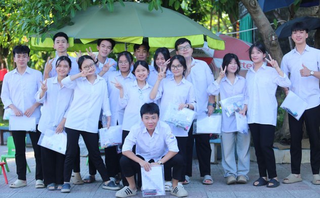 Hà Tĩnh đạt tỷ lệ đỗ tốt nghiệp THPT 99,83%