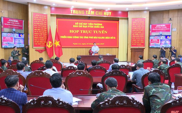 Thủ tướng họp với lãnh đạo Hà Tĩnh và 3 tỉnh Bắc Trung bộ về khẩn cấp ứng phó bão số 5