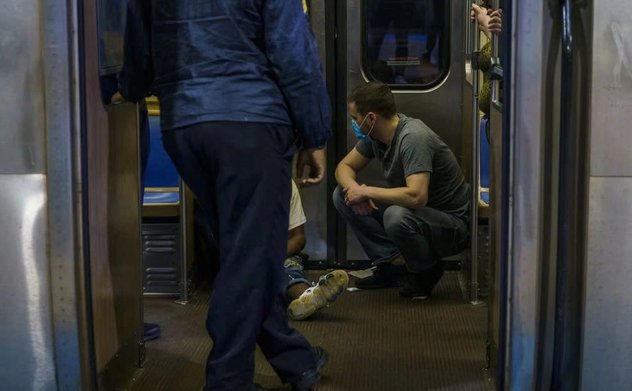 Những người cao tuổi Chicago sa vào vòng xoáy fentanyl