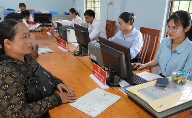 Bộ Nội vụ hướng dẫn thực hiện chế độ, chính sách theo Nghị định 178, Nghị định 67 