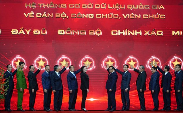 Cảnh báo tiến độ chậm, Bộ Nội vụ yêu cầu gấp rút đồng bộ dữ liệu cán bộ 