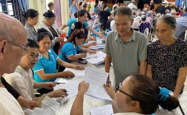 Hướng dẫn mới về chính sách bảo hiểm y tế cho người hưởng trợ cấp hưu trí xã hội