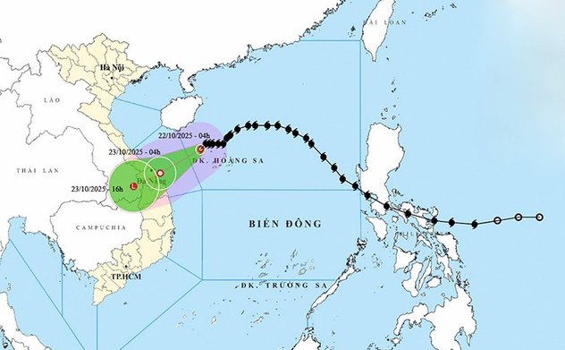 Bão số 12 di chuyển vào bờ, gây mưa rất to từ Hà Tĩnh đến Quảng Ngãi 