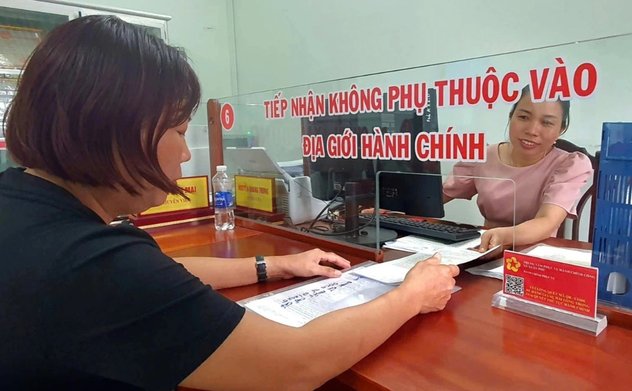 Không được yêu cầu dân xuất trình giấy tờ đã tích hợp trên VNeID