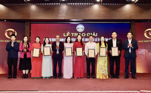 Hà Tĩnh trao giải Cuộc thi Truyền thanh cơ sở tuyên truyền về chuyển đổi số năm 2025